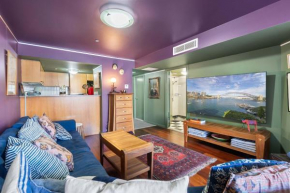 Artsy Boho Den in Iconic Fingerwharf Woolloomoolo, Sydney